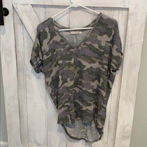 Knitted camouflage t shirt